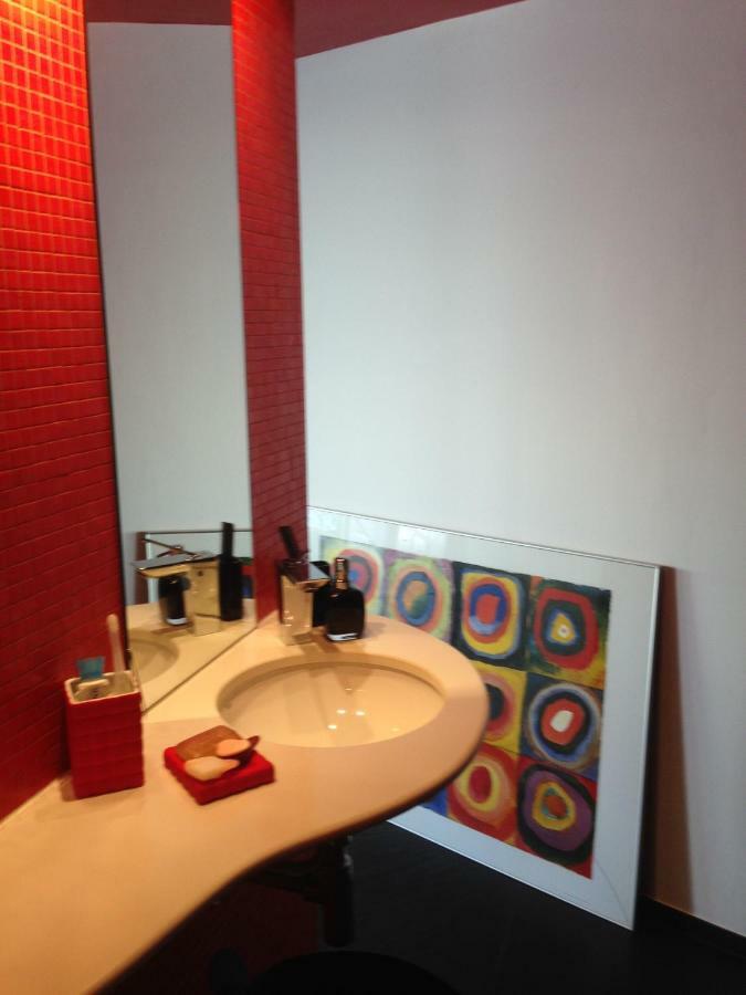 Juan And Susana Apartman Pozuelo de Alarcón Kültér fotó